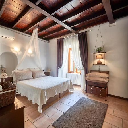 Porto Valentino 2 Apartment ซีร์มิโอเน ภายนอก รูปภาพ