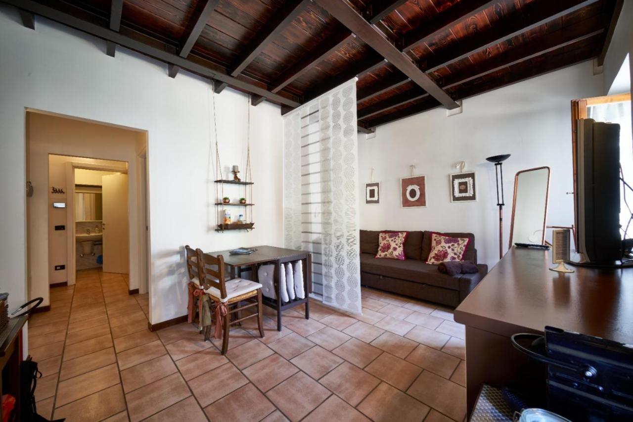 Porto Valentino 2 Apartment ซีร์มิโอเน ภายนอก รูปภาพ