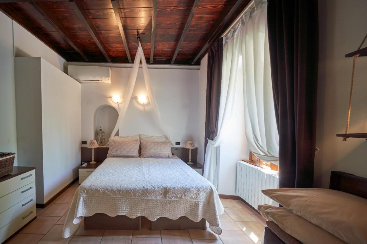 Porto Valentino 2 Apartment ซีร์มิโอเน ภายนอก รูปภาพ