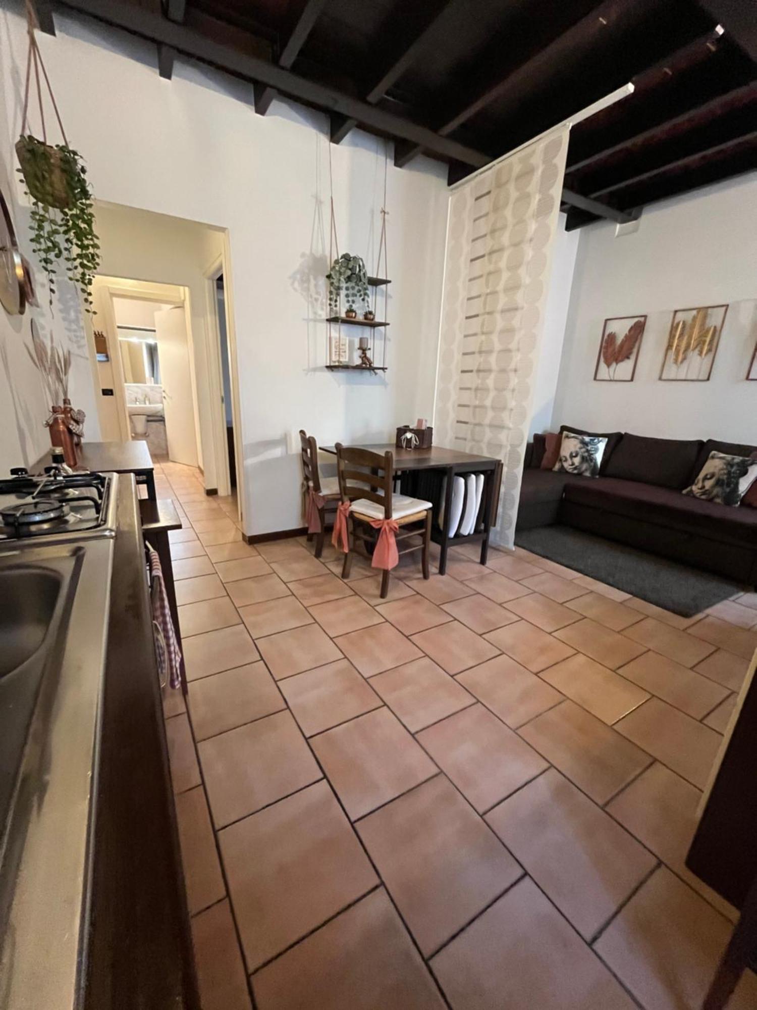 Porto Valentino 2 Apartment ซีร์มิโอเน ภายนอก รูปภาพ