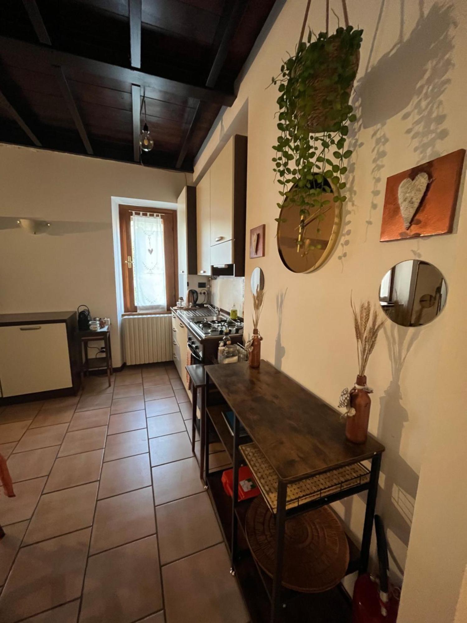 Porto Valentino 2 Apartment ซีร์มิโอเน ภายนอก รูปภาพ